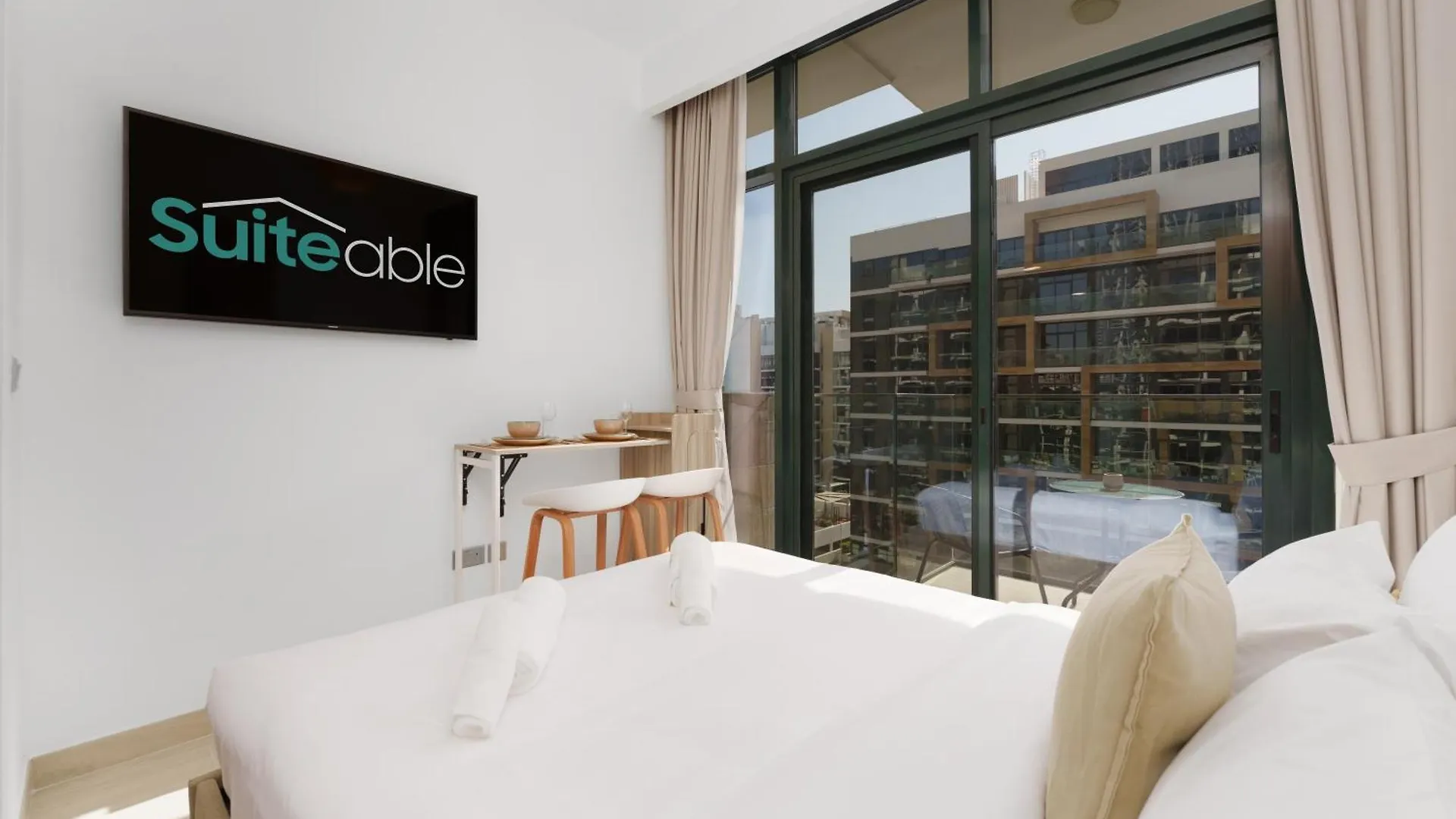 Premium Studio In Azizi Riviera Dubai Apartment