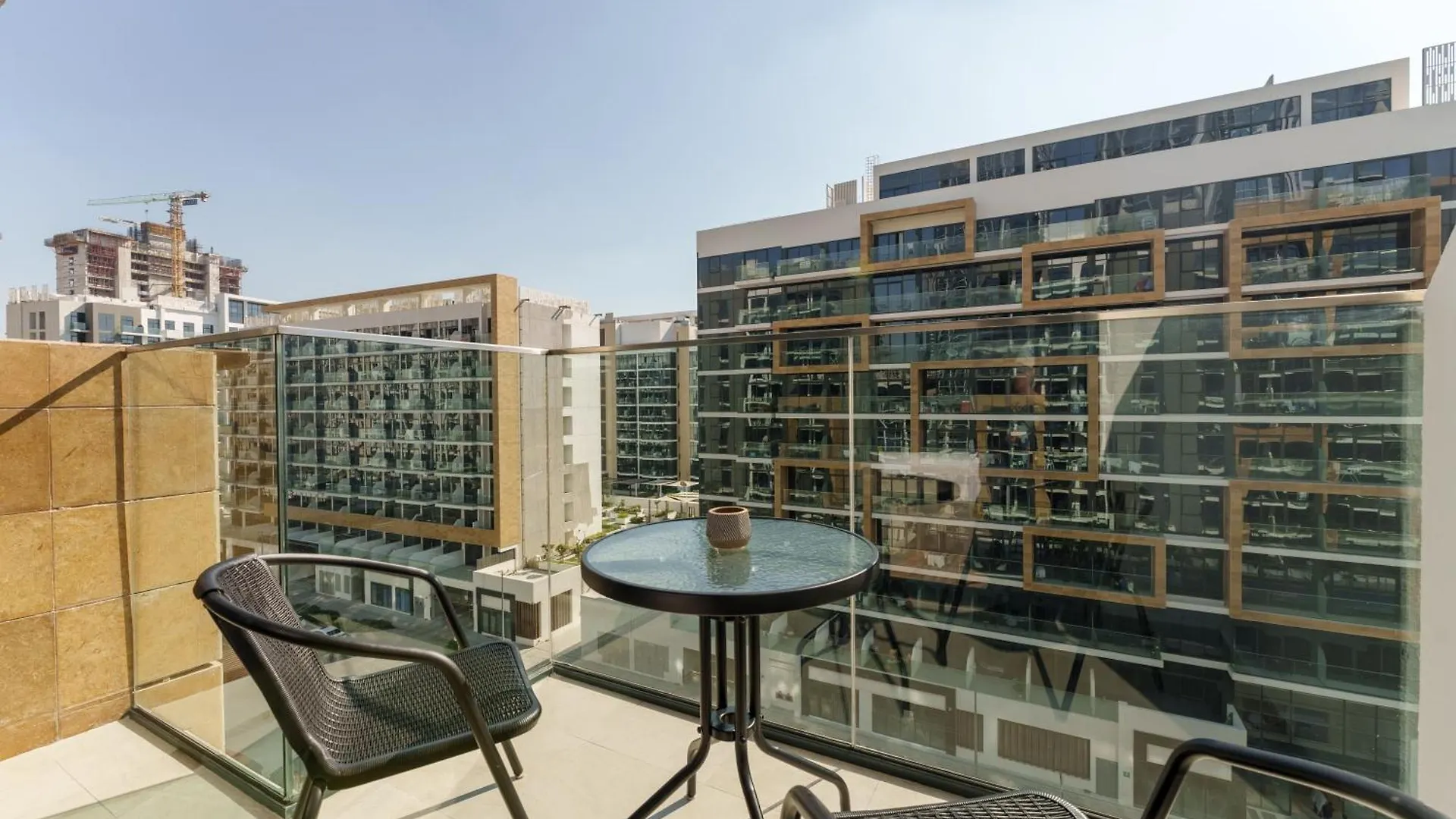 Premium Studio In Azizi Riviera Dubai Apartment